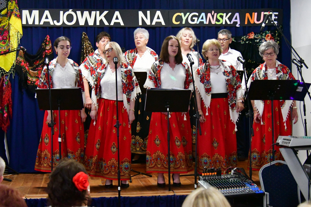 Majówka na cygańską nutę w Rogalach