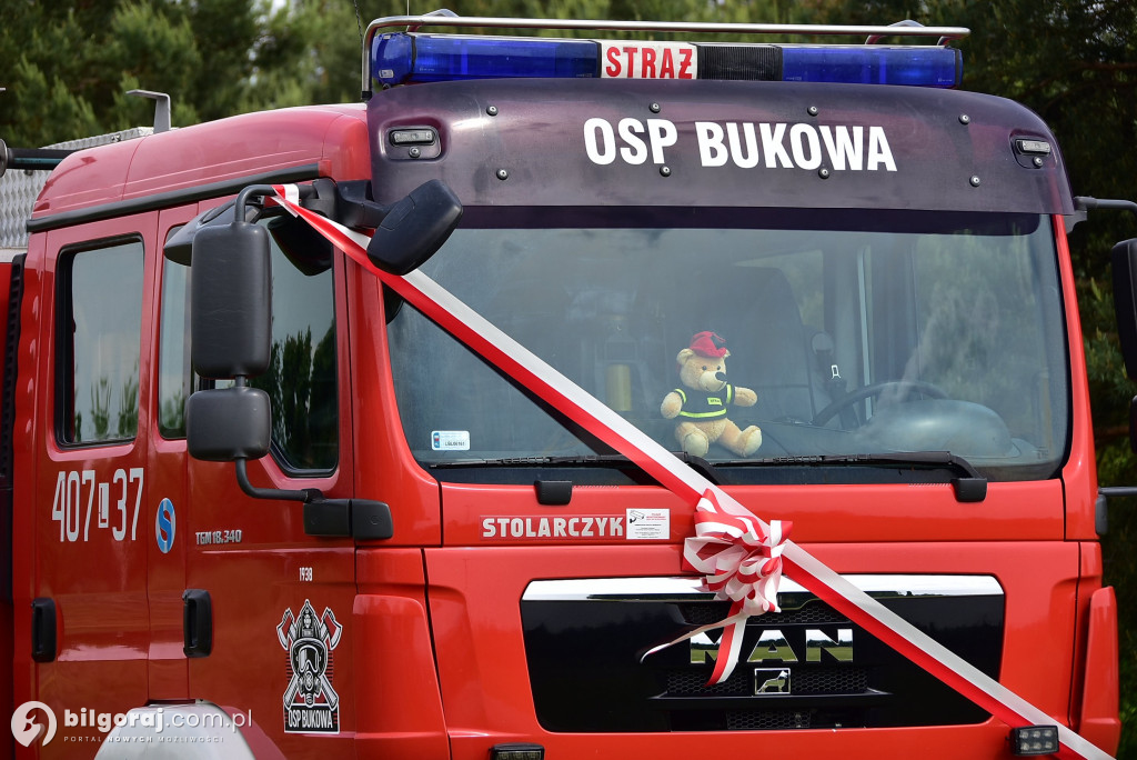 Przekazanie samochodu bojowego jednostce OSP Bukowa