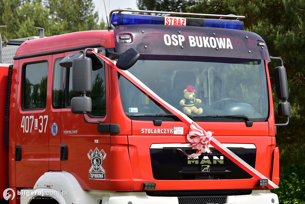 Przekazanie samochodu bojowego jednostce OSP Bukowa