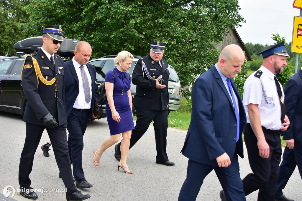 Przekazanie samochodu bojowego jednostce OSP Bukowa