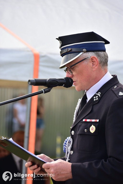 Przekazanie samochodu bojowego jednostce OSP Bukowa
