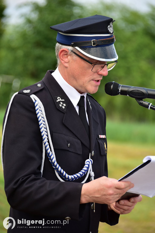 Przekazanie samochodu bojowego jednostce OSP Bukowa