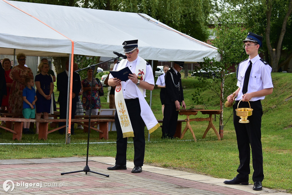 Przekazanie samochodu bojowego jednostce OSP Bukowa