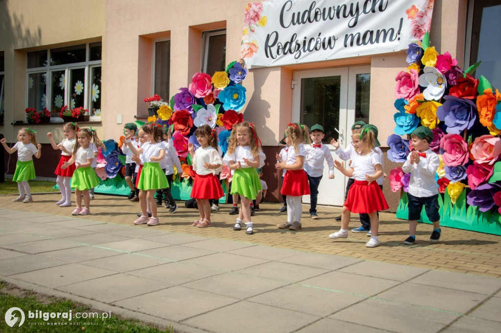 Rodzinny Piknik w Biłgoraju: Radosne Świętowanie Dnia Rodziny w Przedszkolu Nr 1