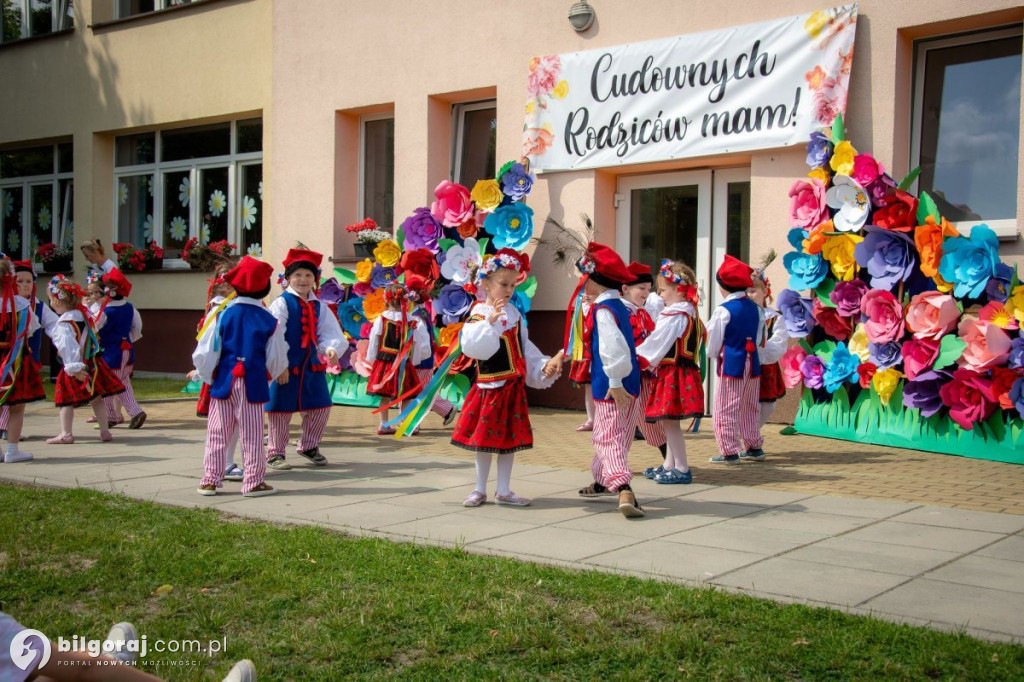 Rodzinny Piknik w Biłgoraju: Radosne Świętowanie Dnia Rodziny w Przedszkolu Nr 1