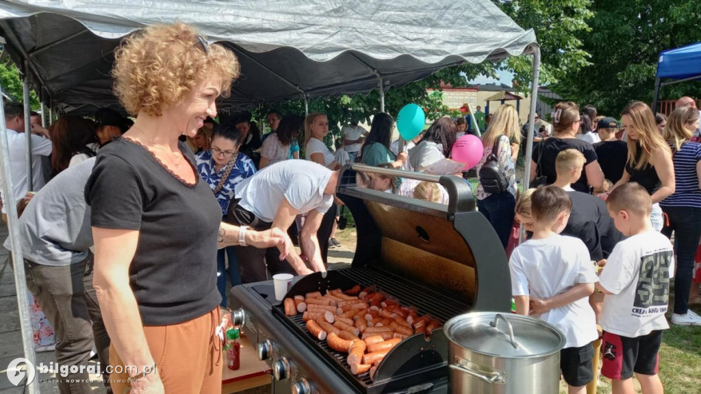 Rodzinny Piknik w Biłgoraju: Radosne Świętowanie Dnia Rodziny w Przedszkolu Nr 1