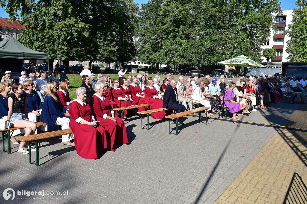 Ponad sto chórzystów na scenie letniej BCK w Biłgoraju