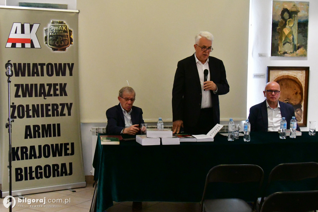Wznowili ważną monografię. Dotyczy AK na Zamojszczyźnie