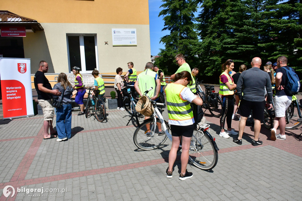 Wyruszyli rowerami do Osuch. To już czwarty rajd organizowany przez SZRiPS