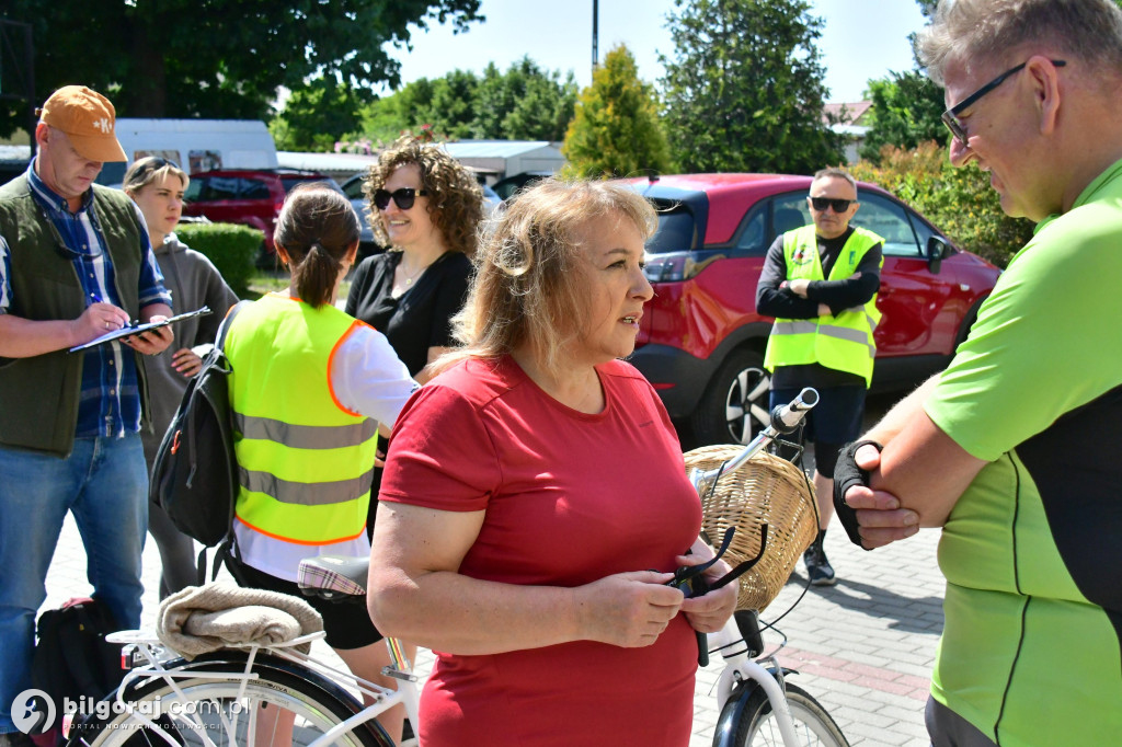 Wyruszyli rowerami do Osuch. To już czwarty rajd organizowany przez SZRiPS