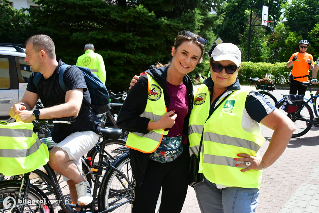 Wyruszyli rowerami do Osuch. To już czwarty rajd organizowany przez SZRiPS