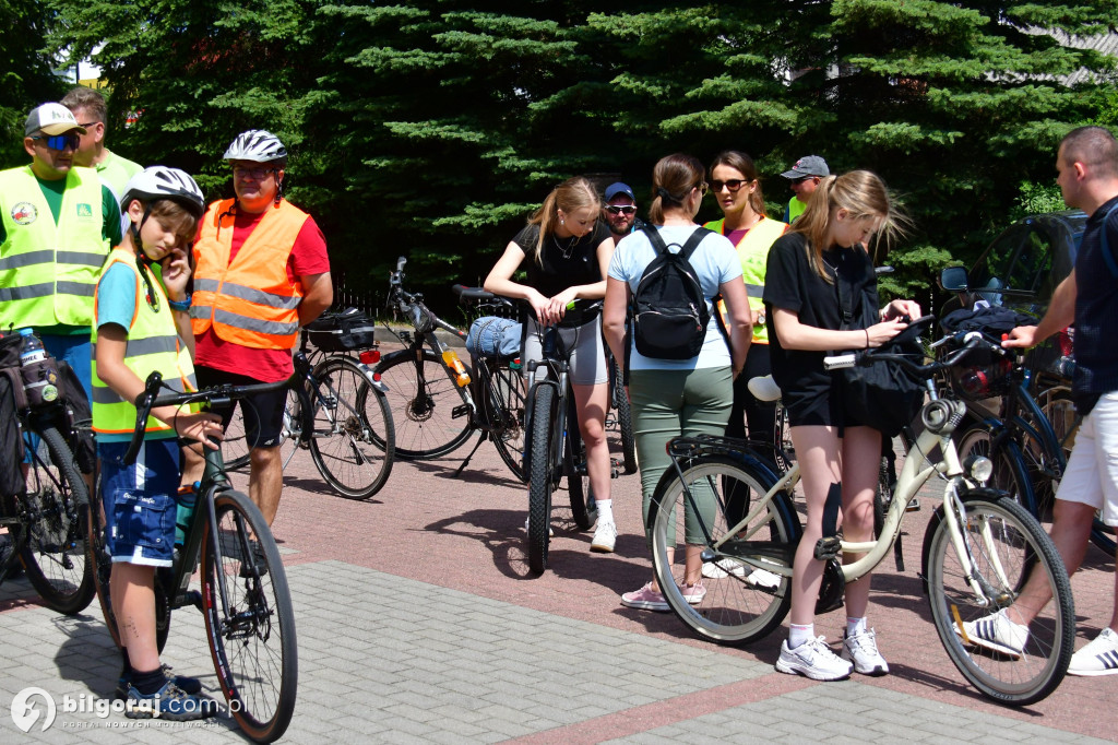 Wyruszyli rowerami do Osuch. To już czwarty rajd organizowany przez SZRiPS