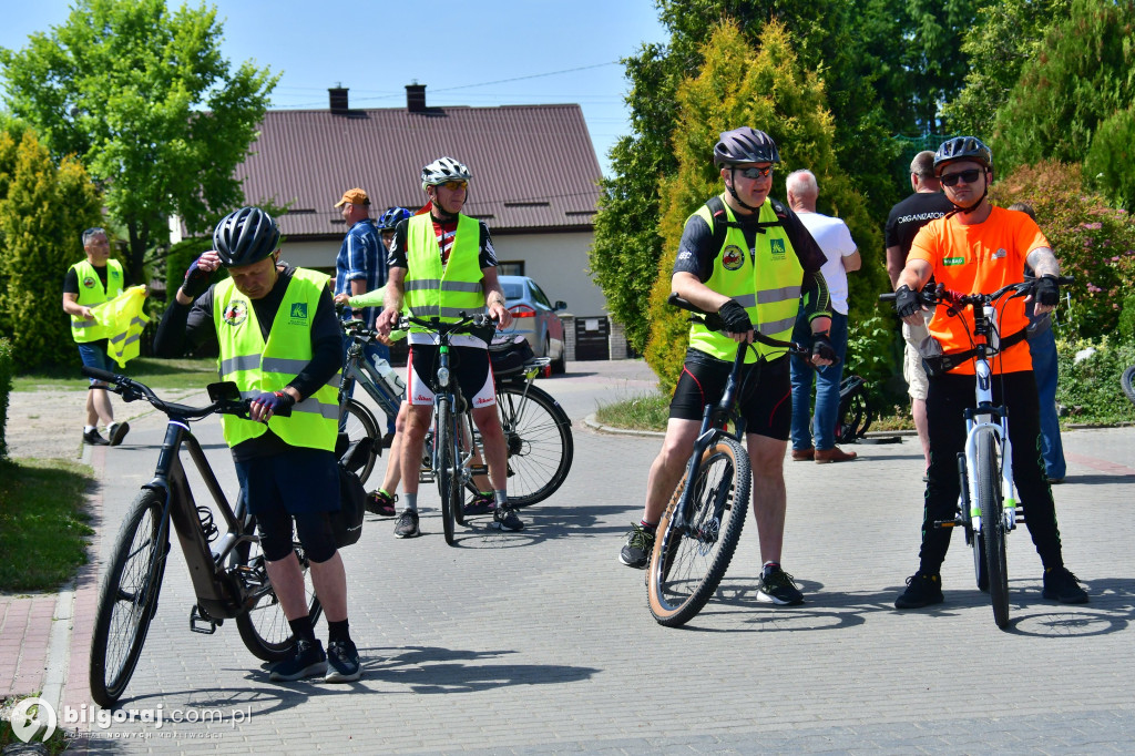Wyruszyli rowerami do Osuch. To już czwarty rajd organizowany przez SZRiPS