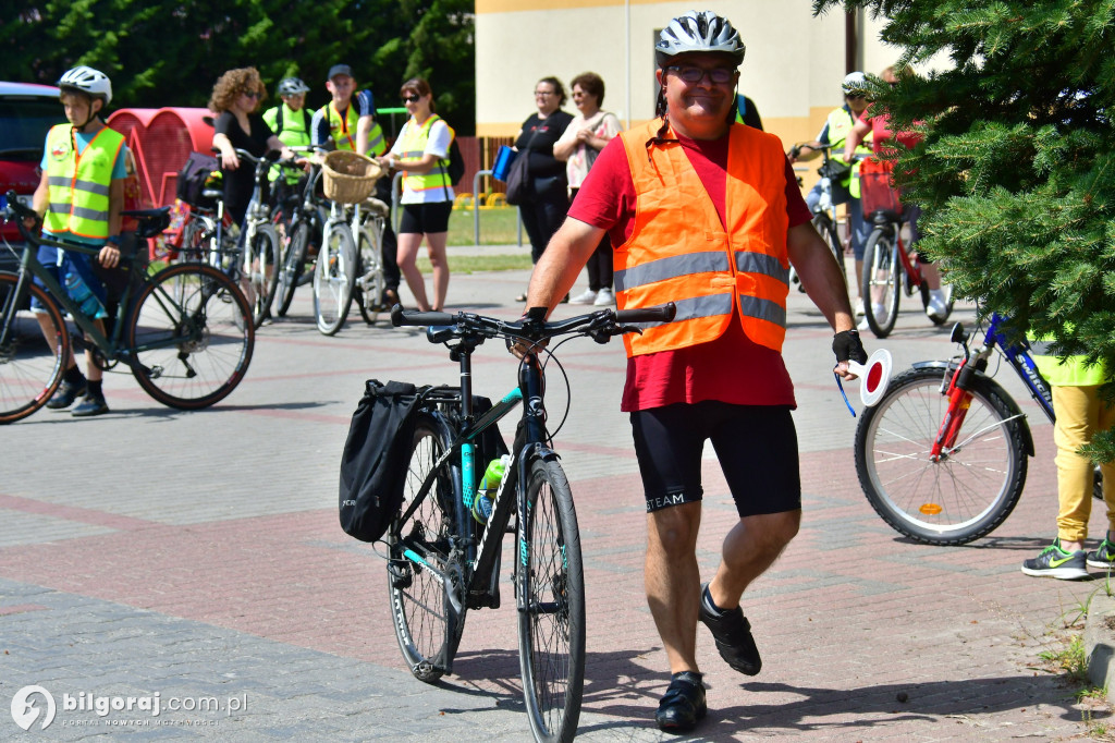 Wyruszyli rowerami do Osuch. To już czwarty rajd organizowany przez SZRiPS