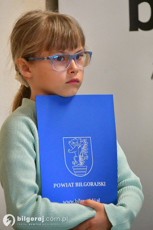 Dzień Olimpijczyka. Władze powiatu biłgorajskiego wyróżniły najlepszych uczniów i nauczycieli
