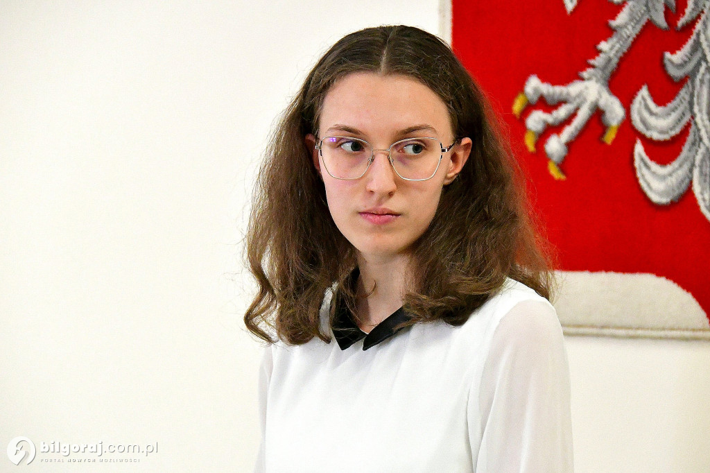 Dzień Olimpijczyka. Władze powiatu biłgorajskiego wyróżniły najlepszych uczniów i nauczycieli
