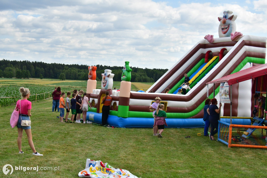 Powitanie lata w Dąbrówce: Rodzinny piknik pełen atrakcji i integracji