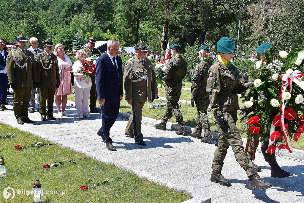 Obchody 81. rocznicy bitwy nad Sopotem w Osuchach – hołd dla polskich bohaterów (FOTO
