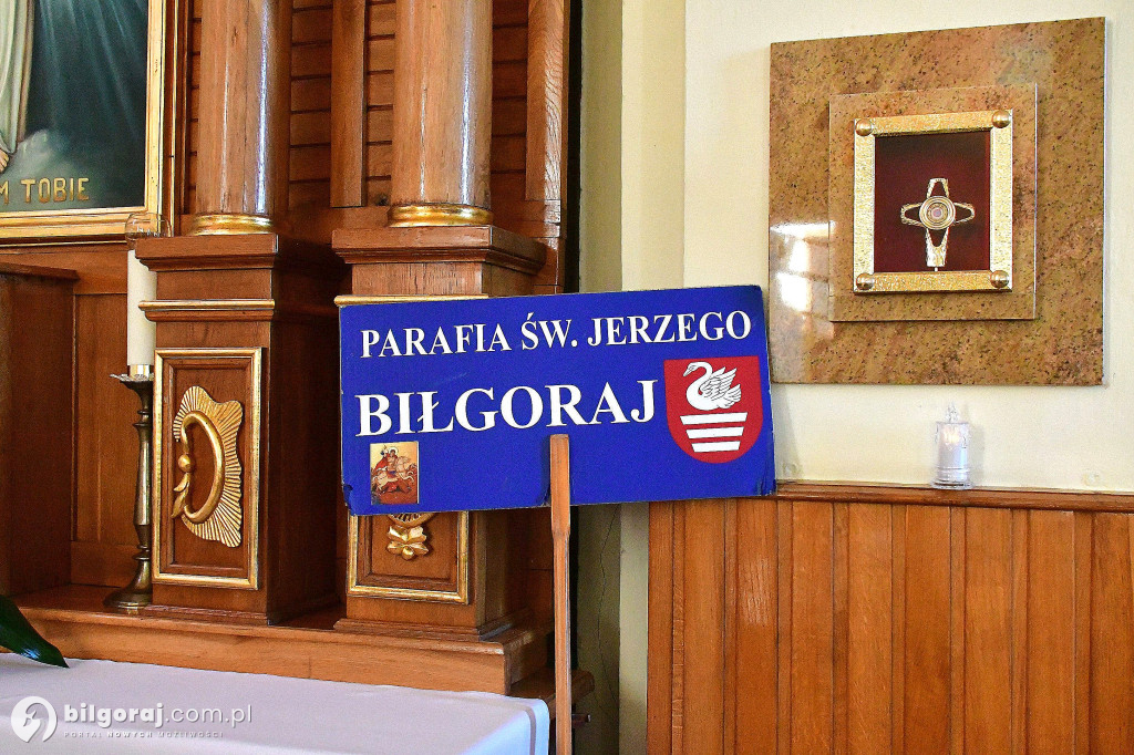 Pielgrzymi z Biłgoraja i Tereszpola na pielgrzymim szlaku do Krasnobrodu