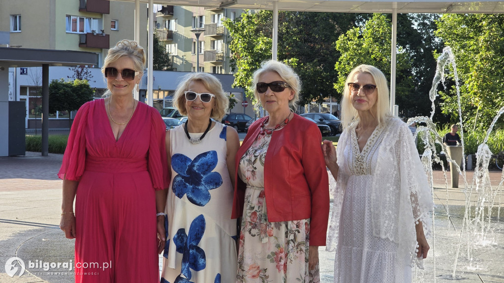 Taniec przy fontannie powraca! Letnie soboty pełne muzyki i radości w Biłgoraju