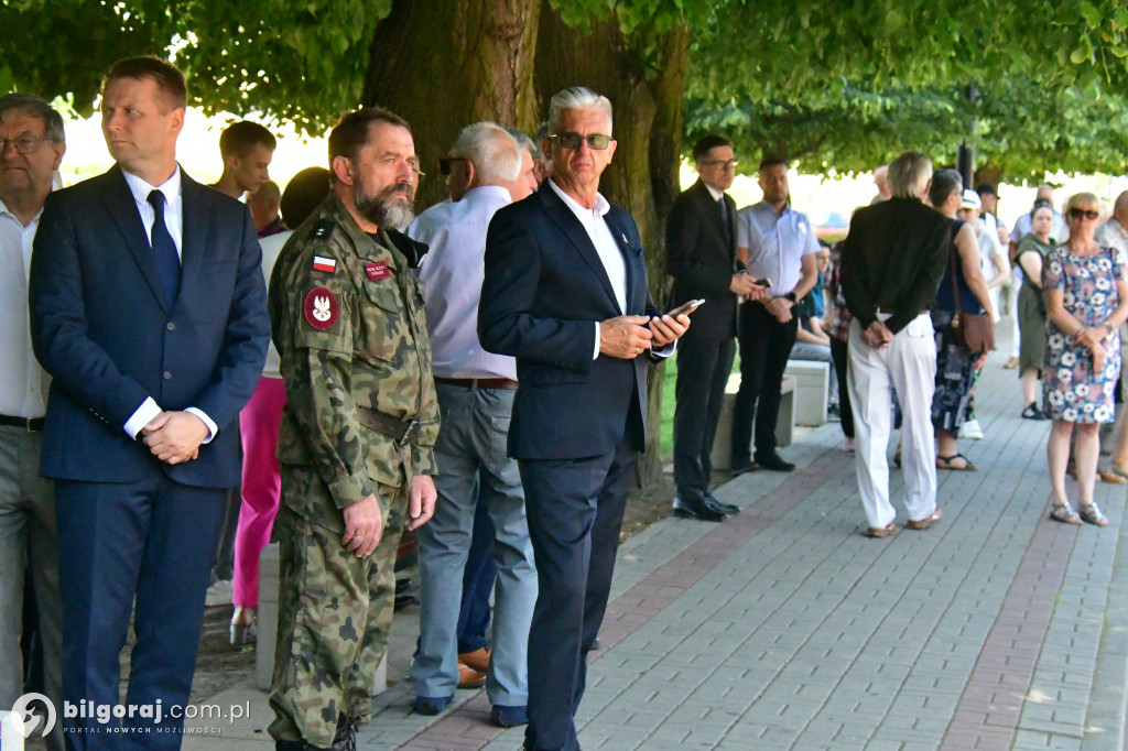 Biłgorajski Katyń: rocznica niemieckiej zbrodni na polskich żołnierzach i cywilach