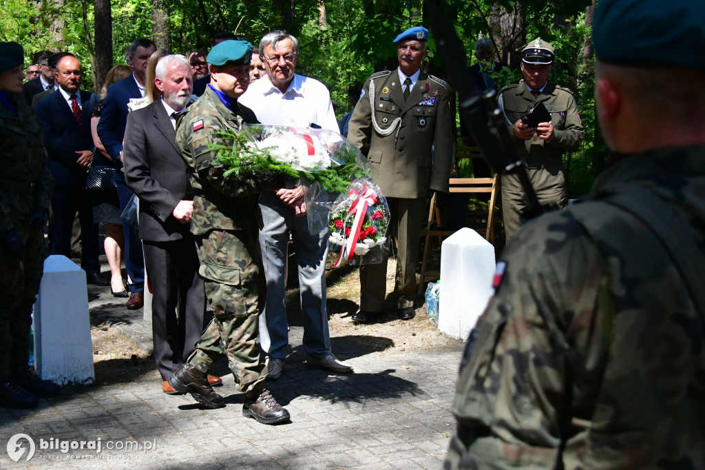 Biłgorajski Katyń: rocznica niemieckiej zbrodni na polskich żołnierzach i cywilach