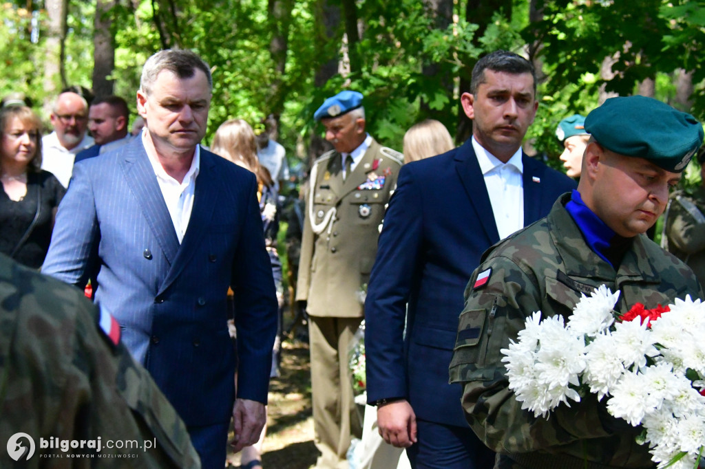 Biłgorajski Katyń: rocznica niemieckiej zbrodni na polskich żołnierzach i cywilach