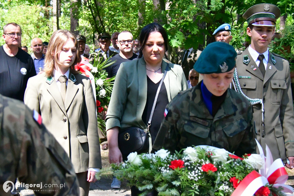 Biłgorajski Katyń: rocznica niemieckiej zbrodni na polskich żołnierzach i cywilach