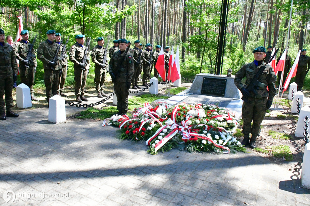Biłgorajski Katyń: rocznica niemieckiej zbrodni na polskich żołnierzach i cywilach