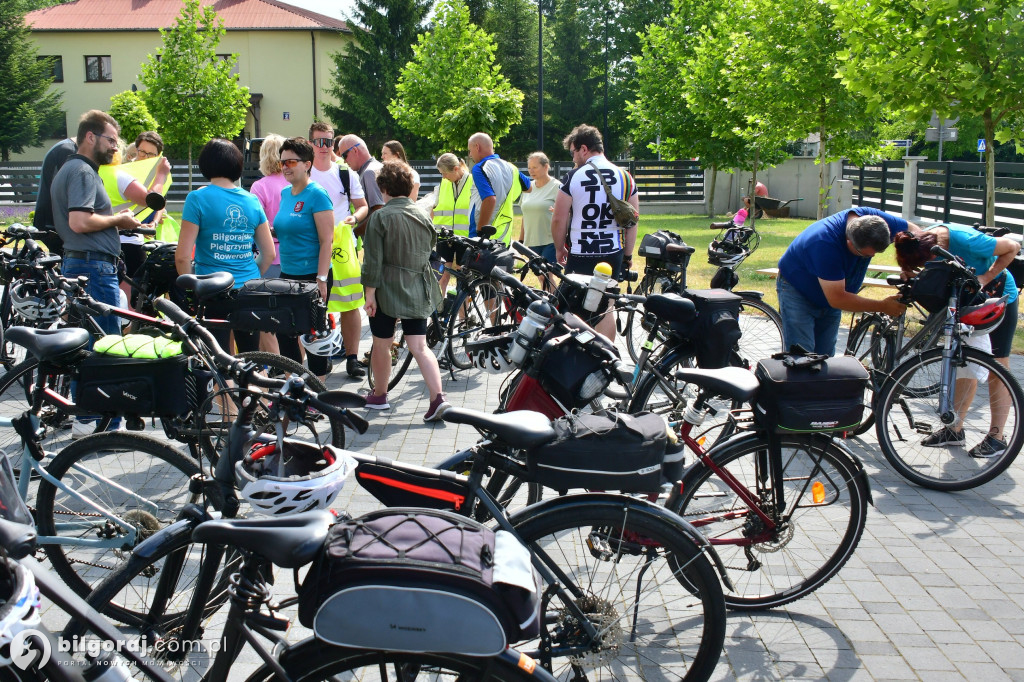 Rowerami ruszyli do Maryi. Trwa Biłgorajska Pielgrzymka Rowerowa na Jasną Górę
