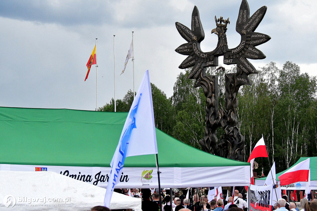 Obchody Narodowego Dnia Pamięci o Ofiarach Rzezi Wołyńskiej w Domostawie
