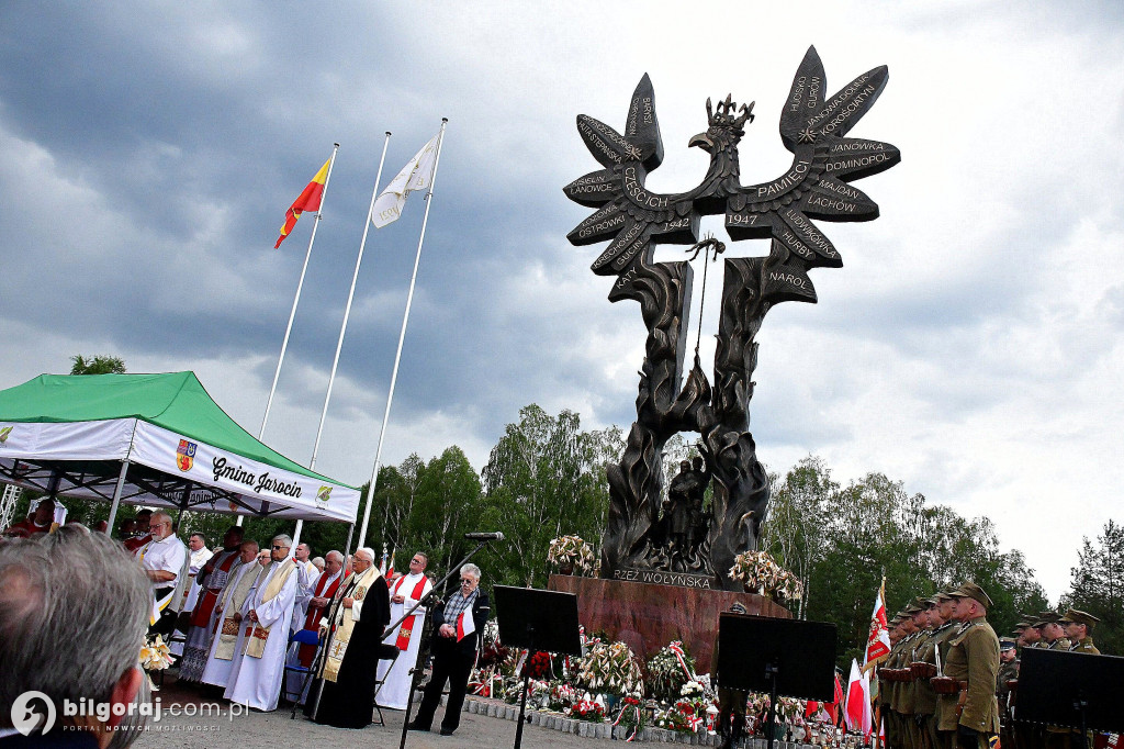 Obchody Narodowego Dnia Pamięci o Ofiarach Rzezi Wołyńskiej w Domostawie