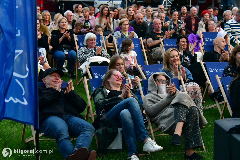 Koncert pod Lipą w Biłgoraju: Ukulele, humor i bajkowa narracja