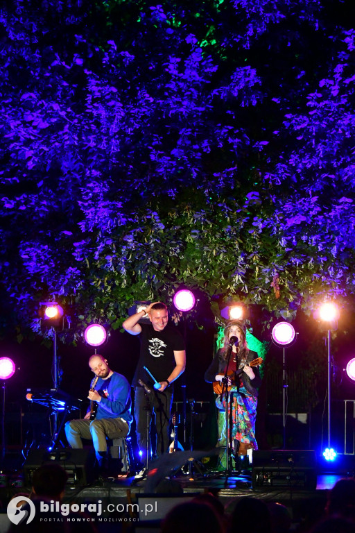 Koncert pod Lipą w Biłgoraju: Ukulele, humor i bajkowa narracja