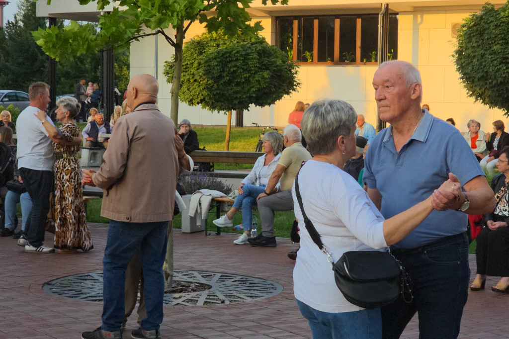 Muzyczny podwieczorek z Zespołem \\\