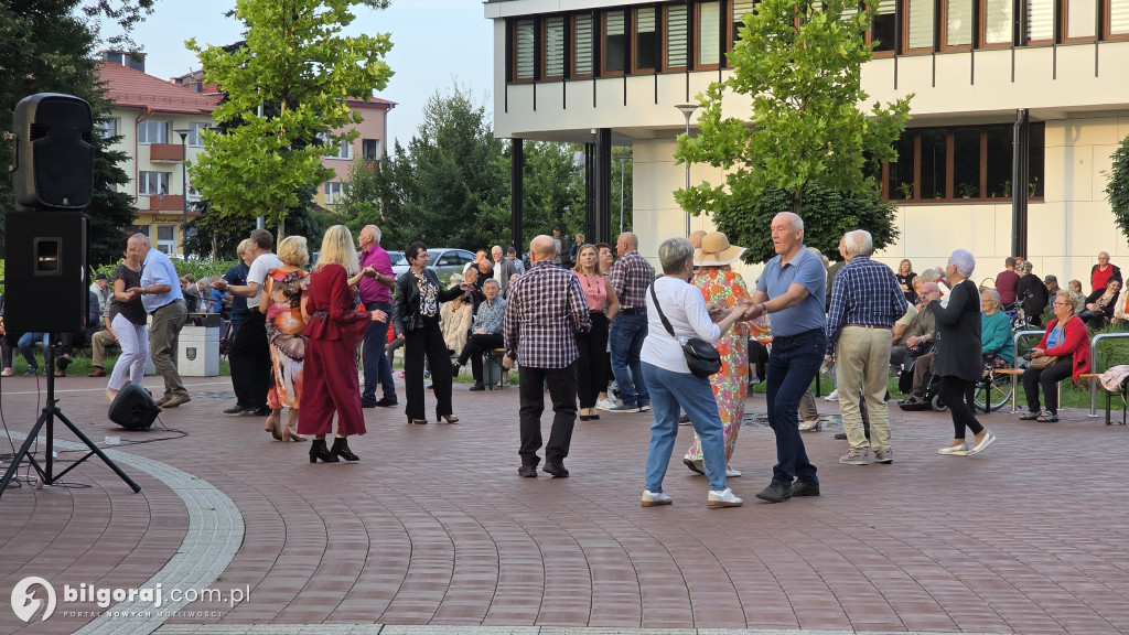 Muzyczny podwieczorek z Zespołem \\\