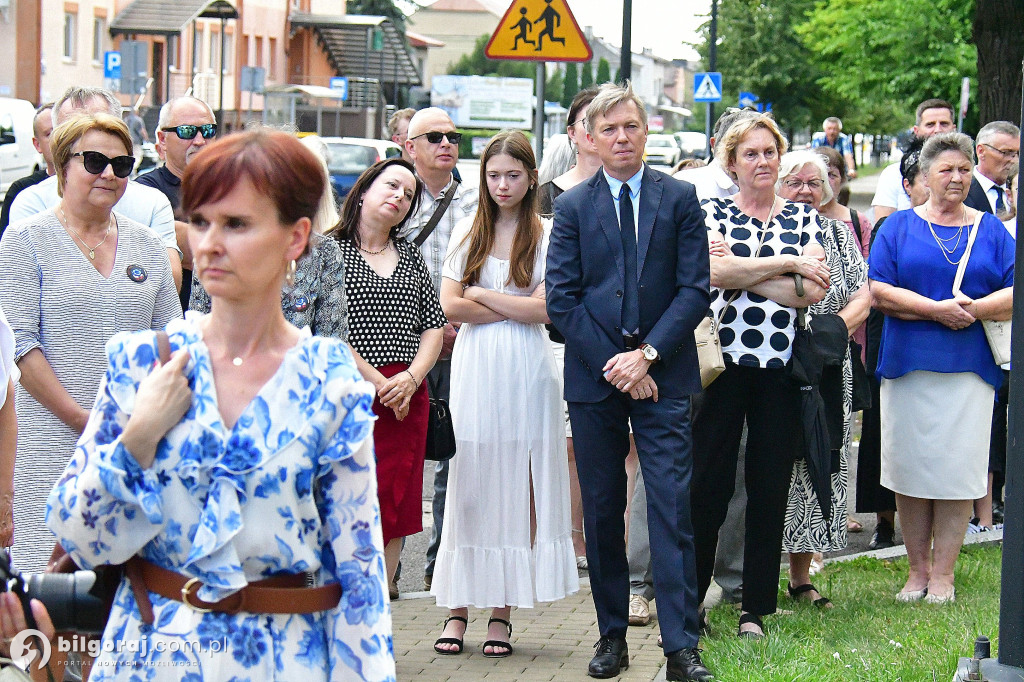 Biłgoraj. Odsłonięto pomnik upamiętniający Ofiary rzezi wołyńskiej