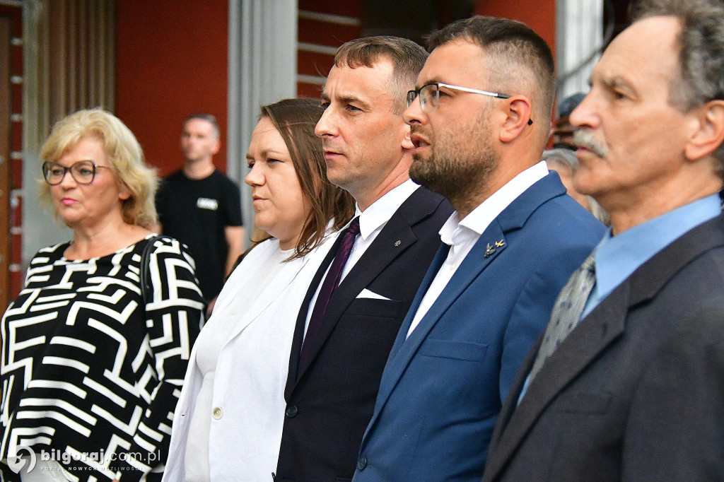 Biłgoraj. Odsłonięto pomnik upamiętniający Ofiary rzezi wołyńskiej