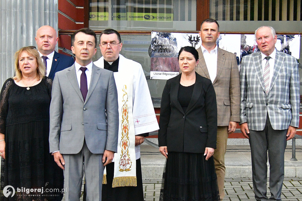 Biłgoraj. Odsłonięto pomnik upamiętniający Ofiary rzezi wołyńskiej