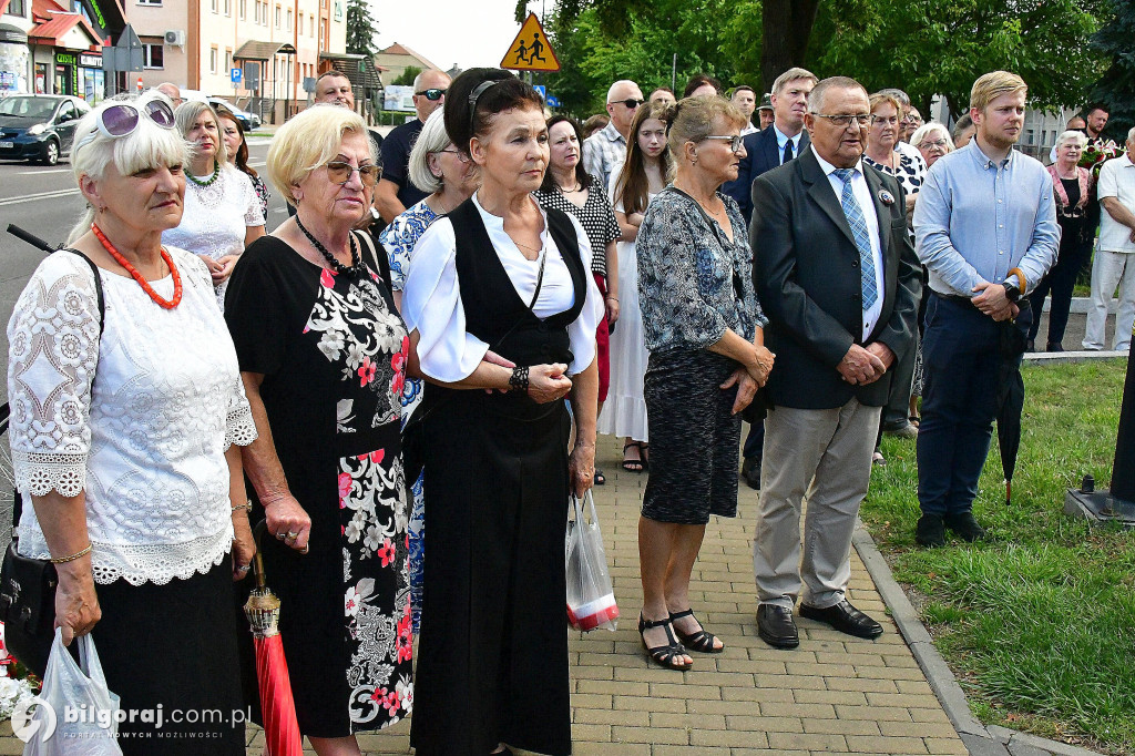 Biłgoraj. Odsłonięto pomnik upamiętniający Ofiary rzezi wołyńskiej