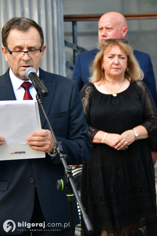 Biłgoraj. Odsłonięto pomnik upamiętniający Ofiary rzezi wołyńskiej