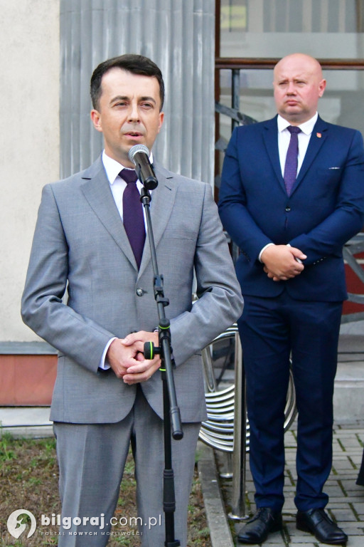 Biłgoraj. Odsłonięto pomnik upamiętniający Ofiary rzezi wołyńskiej