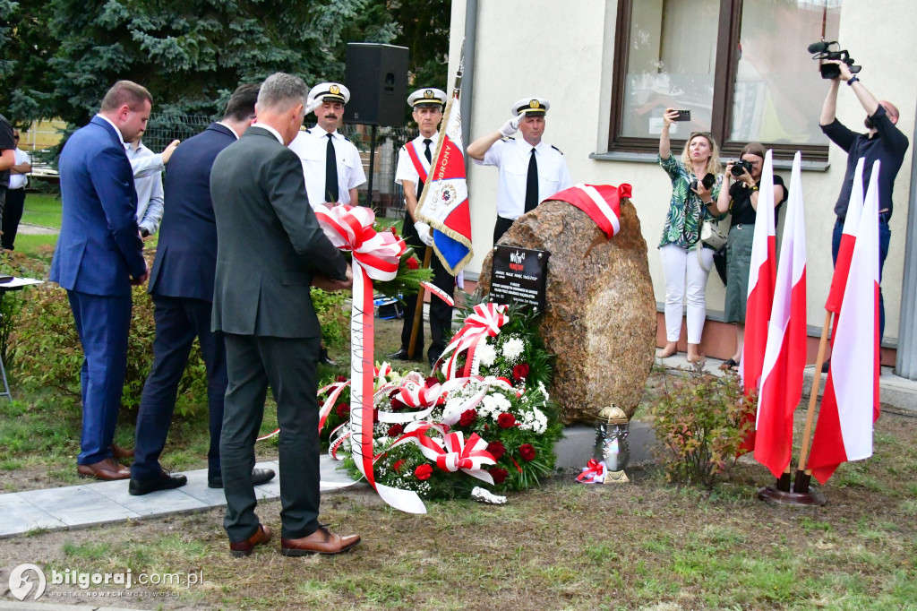 Biłgoraj. Odsłonięto pomnik upamiętniający Ofiary rzezi wołyńskiej