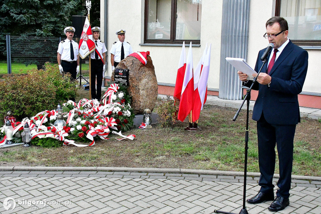 Biłgoraj. Odsłonięto pomnik upamiętniający Ofiary rzezi wołyńskiej