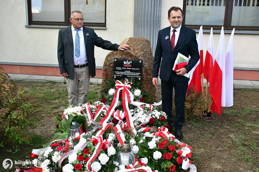 Biłgoraj. Odsłonięto pomnik upamiętniający Ofiary rzezi wołyńskiej