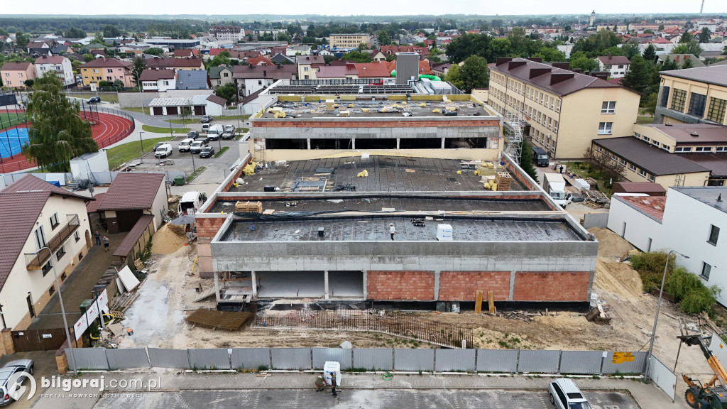 Kryta Pływalnia w Biłgoraju - postęp prac z lotu ptaka
