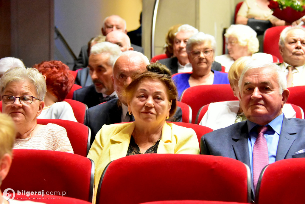 Biłgorajskie obchody Złotych Godów – 50 lat wspólnego życia i odznaczenia od Prezydenta RP