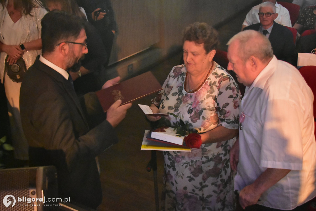 Biłgorajskie obchody Złotych Godów – 50 lat wspólnego życia i odznaczenia od Prezydenta RP