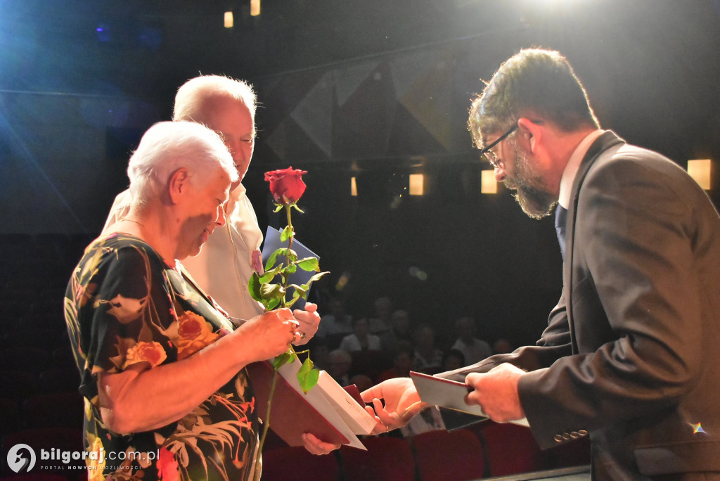 Biłgorajskie obchody Złotych Godów – 50 lat wspólnego życia i odznaczenia od Prezydenta RP
