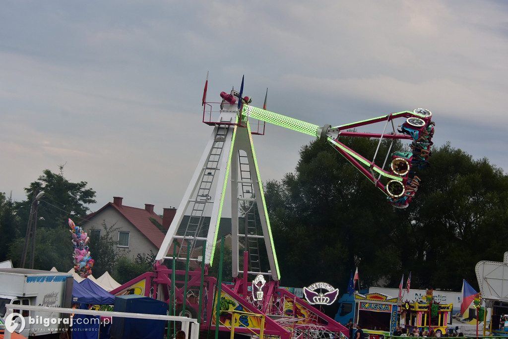 Pływak na fali nadziei: Damian Błaszczyk przepłynął już 63 km